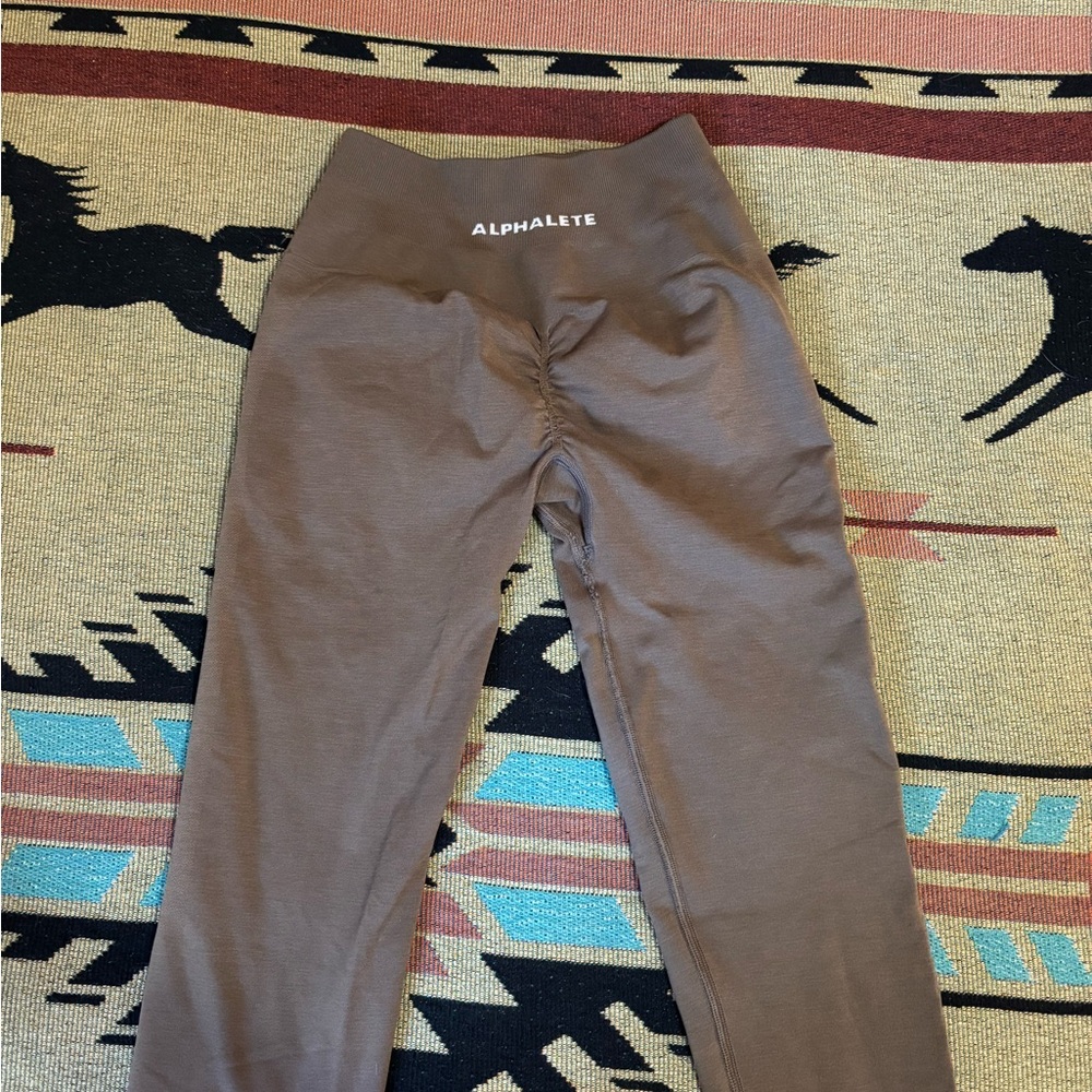 Alphalete Brown Leggings